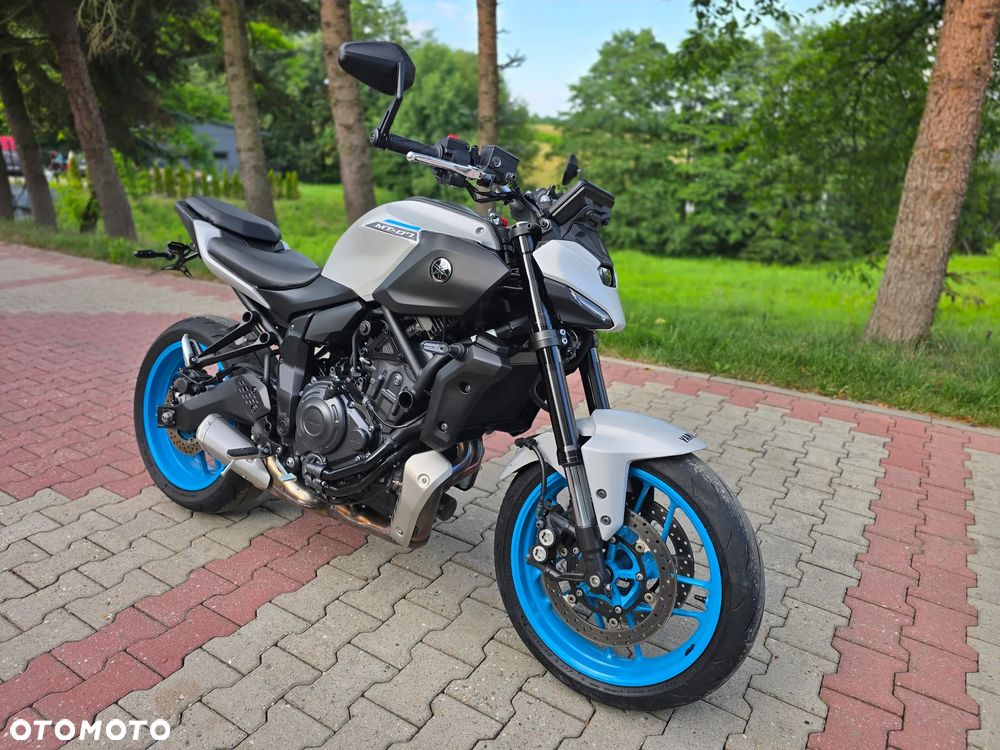 Yamaha MT - 2