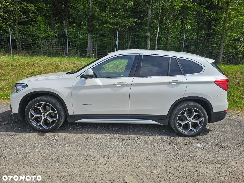 BMW X1 xDrive25i xLine - 2