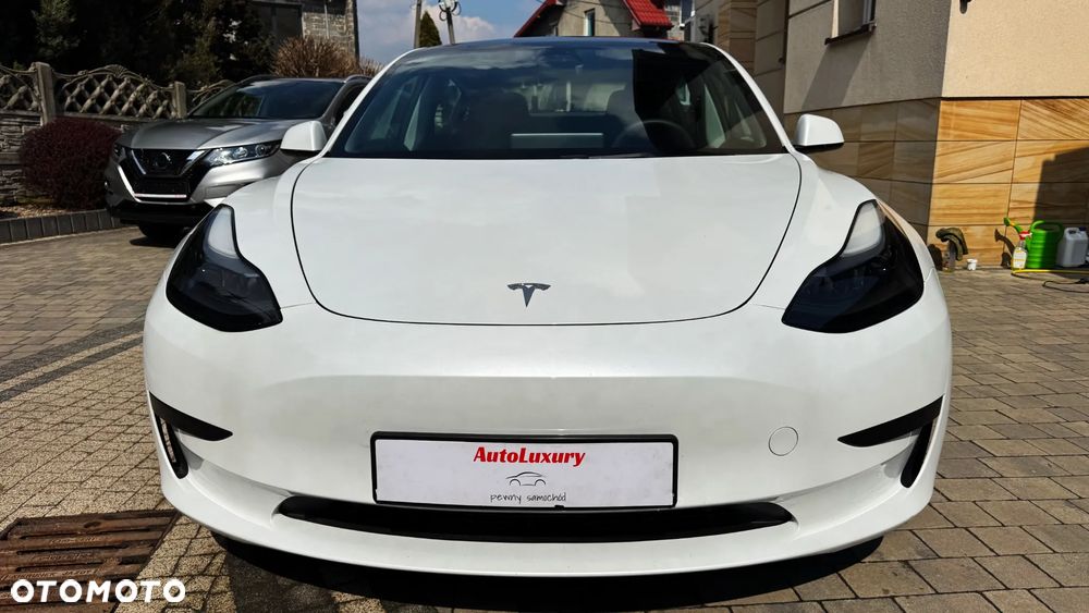 Tesla Model 3 Standard Reichweite Plus Hinterradantrieb - 13