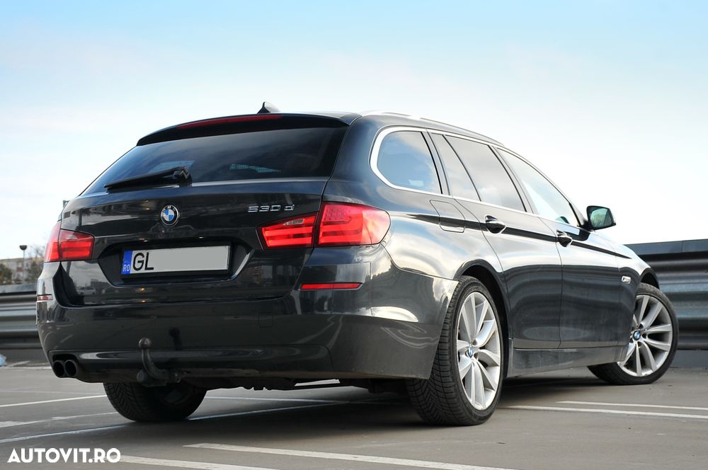 BMW Seria 5 530d Blue Performance Aut. - 4