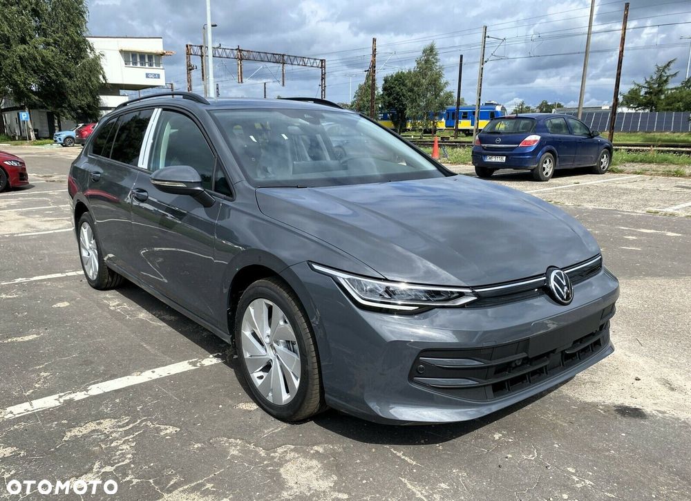Volkswagen Golf VIII 1.5 TSI Life Plus - 8