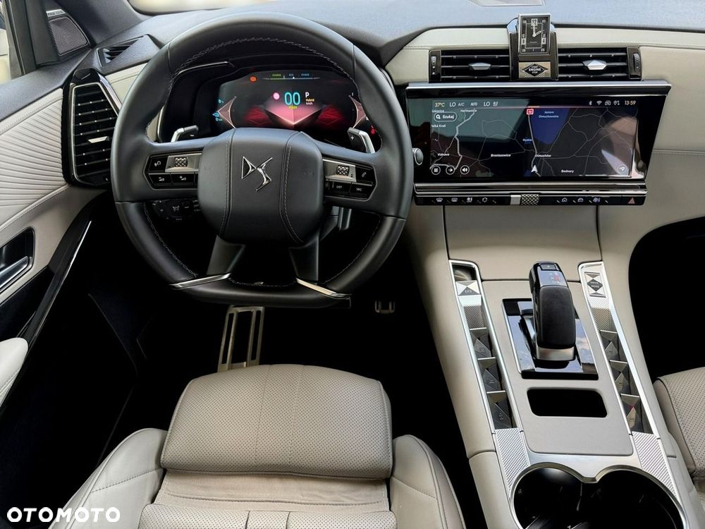 DS Automobiles DS 7 Crossback - 17