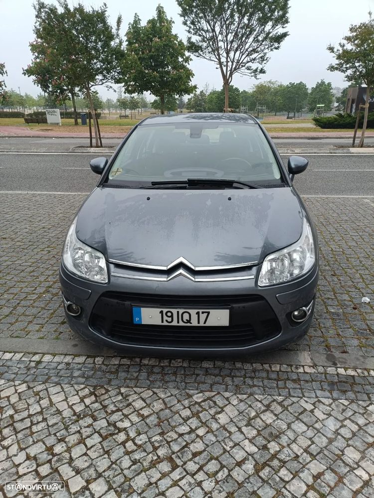 Citroën C4 1.6 HDi Attraction - 1
