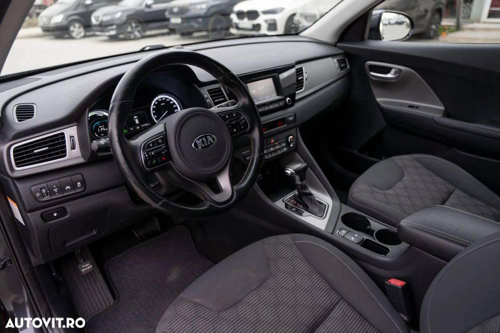Kia Niro 1.6 GDI 2WD Aut. Spirit - 5