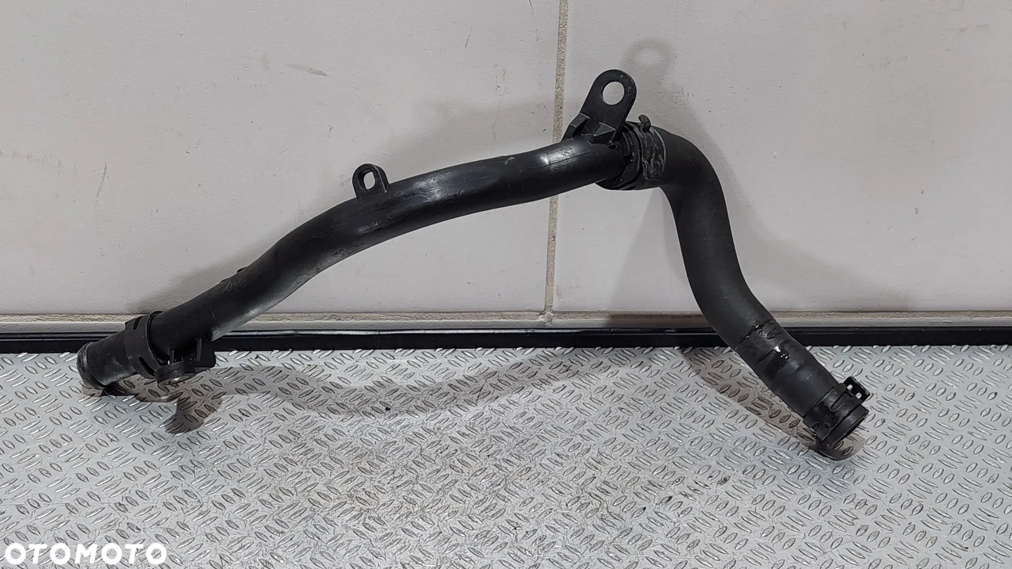 RURA WODY AUDI A6 C6 3,2 V6 FSI R2005 NR 06E121058E - 3
