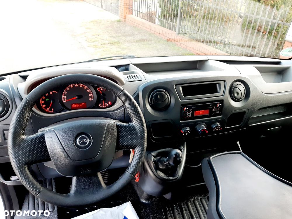 Opel Movano - 33
