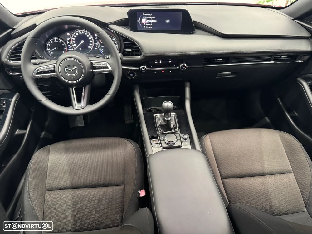 Mazda 3 Hatchback 2.0 Sky-X Excellence - 21