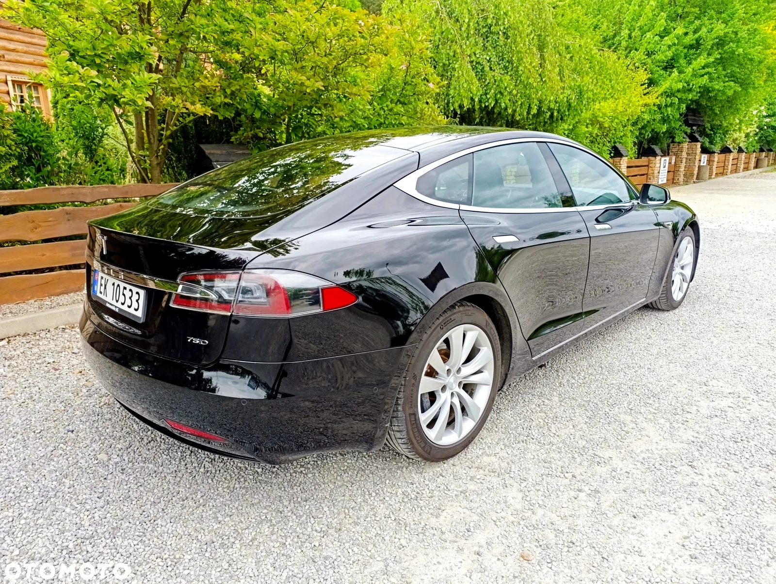 Tesla Model S Long Range Plus - 9