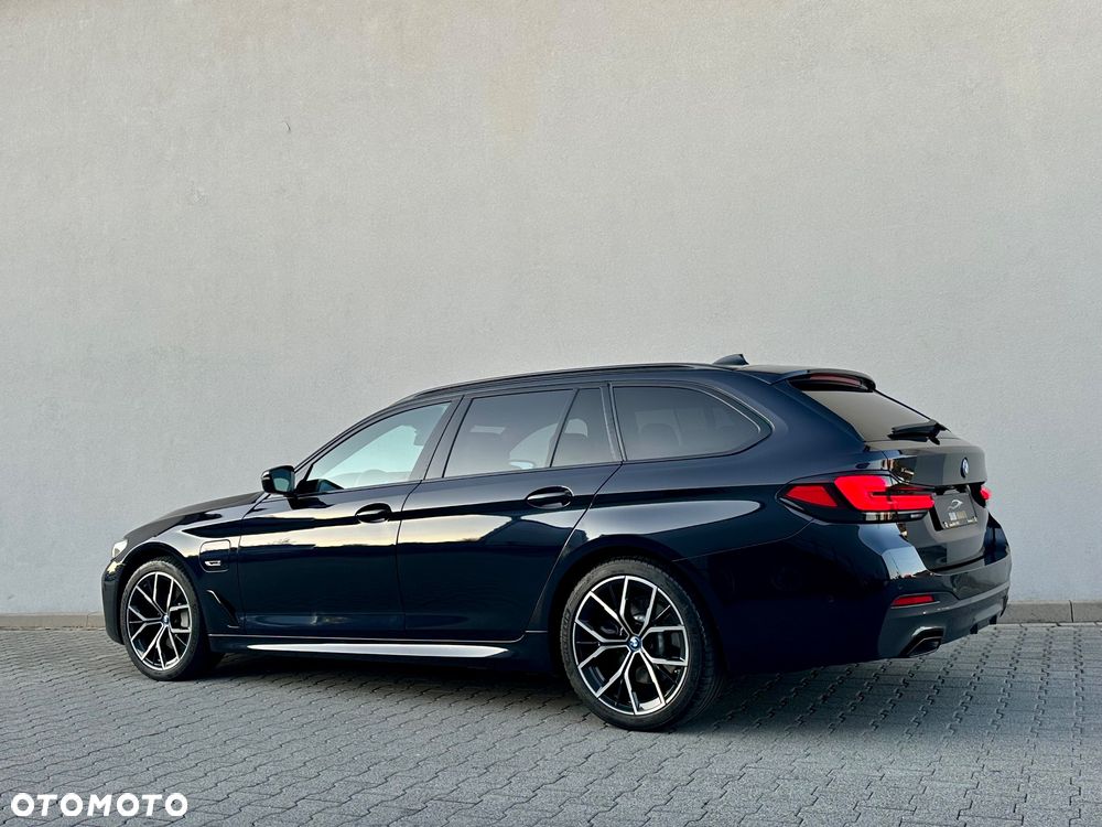 BMW Seria 5 530e xDrive M Sport sport - 9