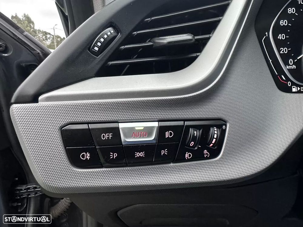 BMW 116 d Sport Line - 25