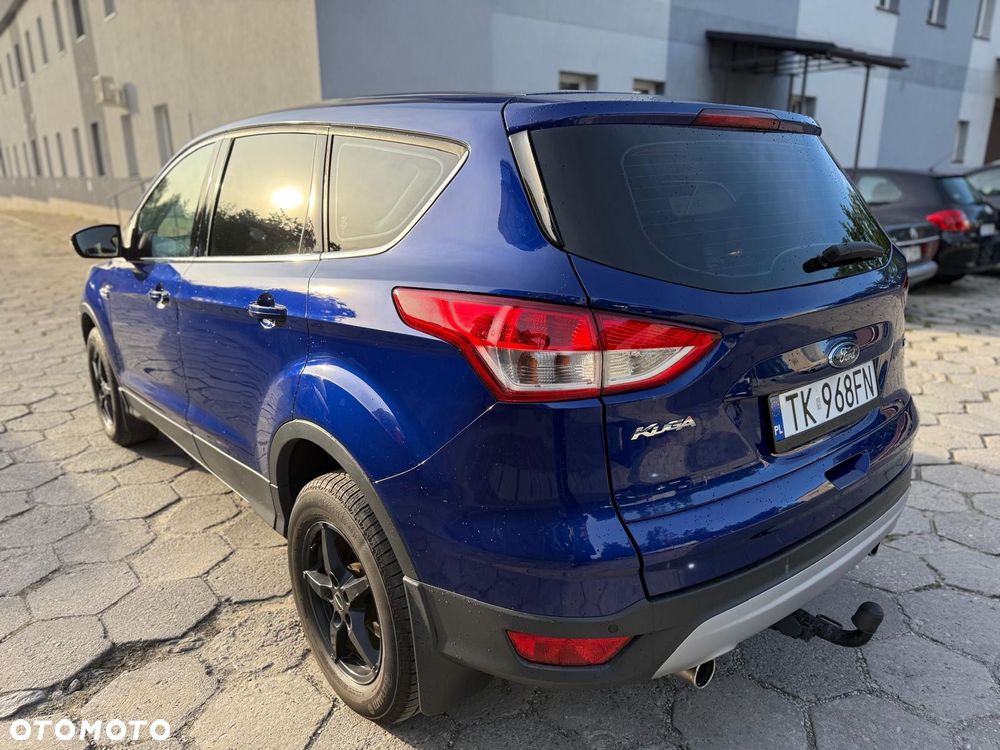 Ford Kuga 1.5 EcoBoost 2x4 Titanium - 2