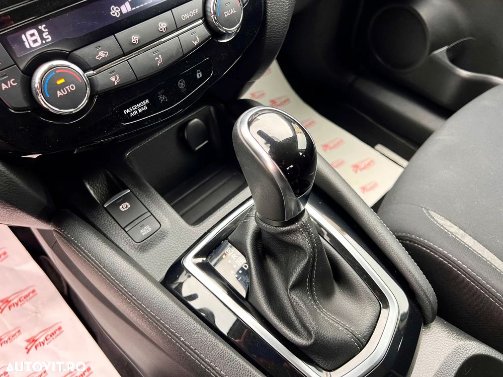 Nissan Qashqai 1.5 DCI DCT N-CONNECTA - 13