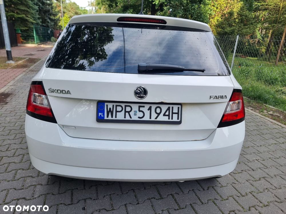 Skoda Fabia 1.2 TSI Active - 12