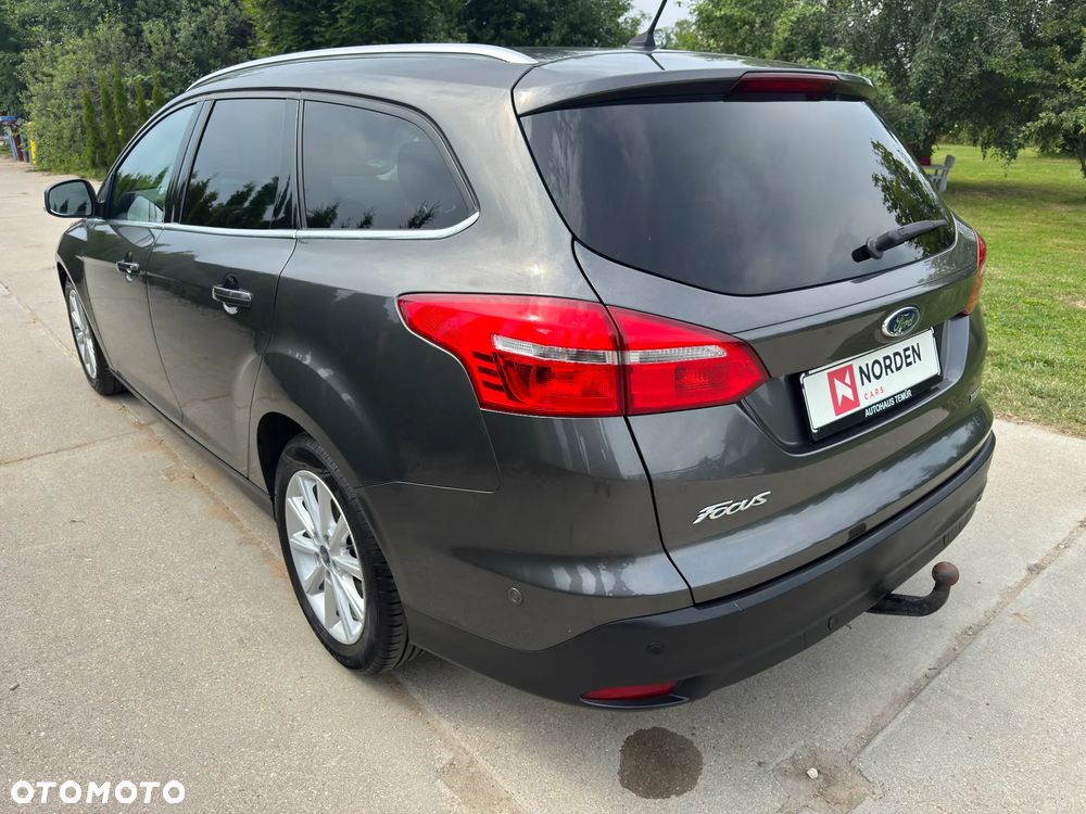 Ford Focus 1.0 EcoBoost Titanium - 4