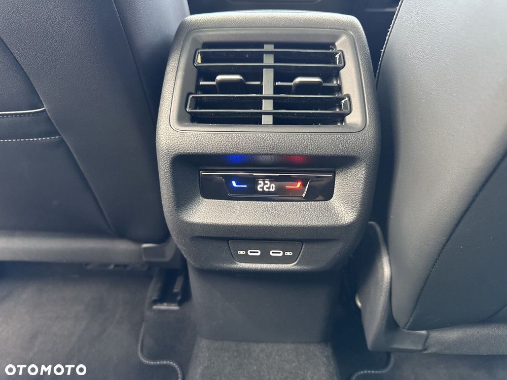 Volkswagen Tiguan - 23