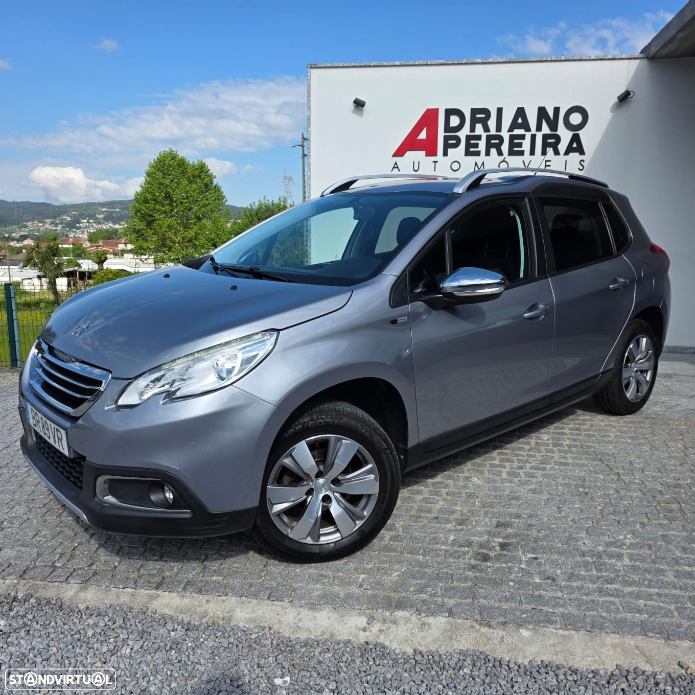 Peugeot 2008 1.2 PureTech Style - 13