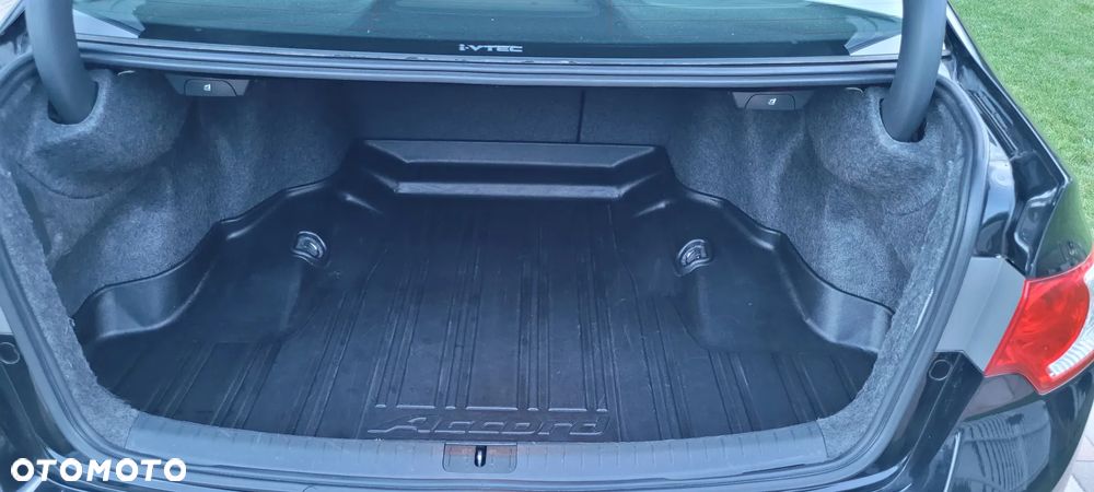 Honda Accord 2.0 Executive Navi - 7