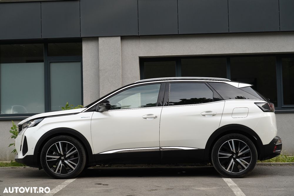 Peugeot 3008 PHEV EAT8 4X4 GT Pack - 30