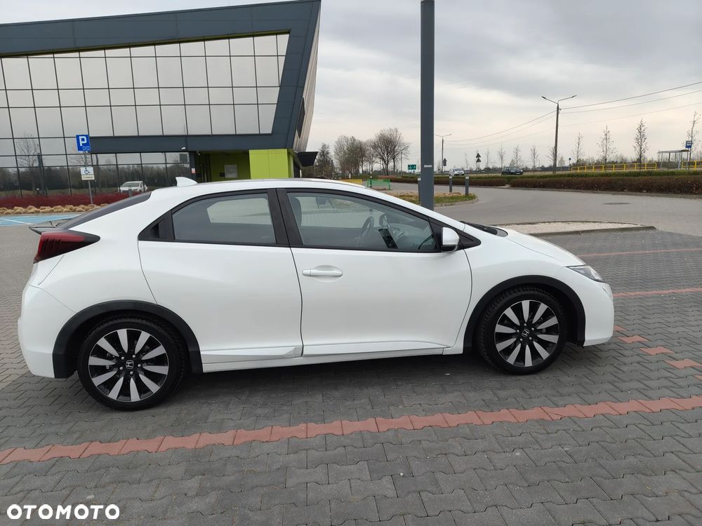 Honda Civic 1.4 Sport (Honda Connect+) - 3