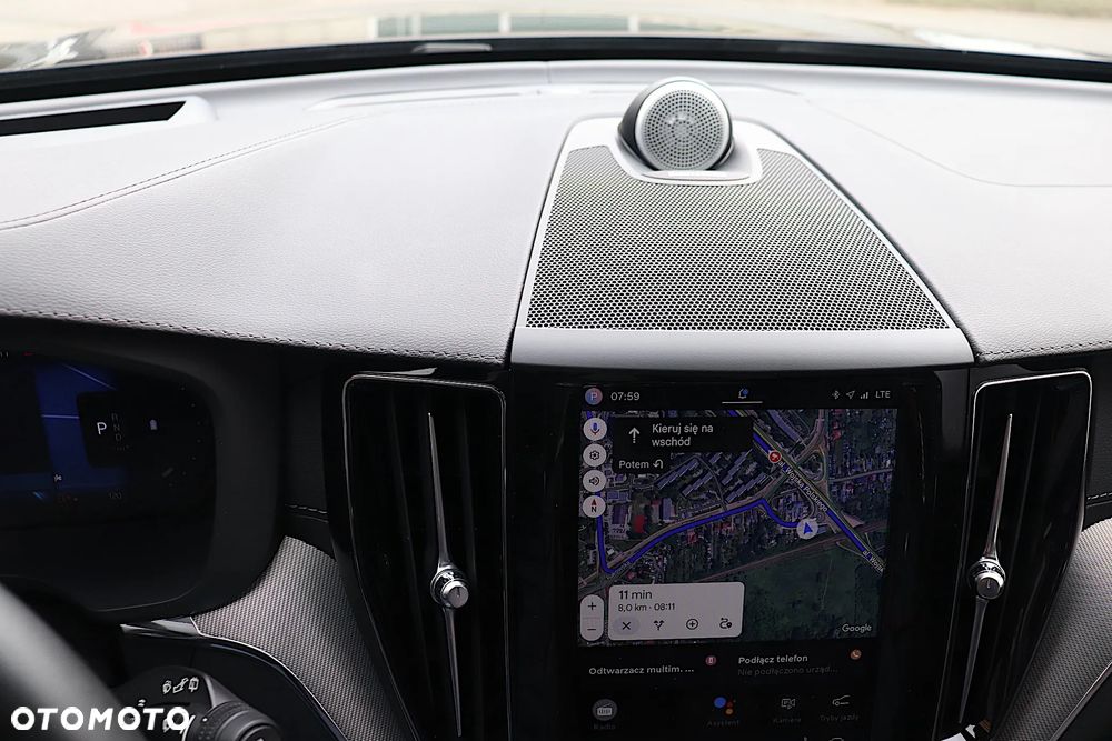 Volvo XC 60 B5 B AWD Ultra Black Edition - 11