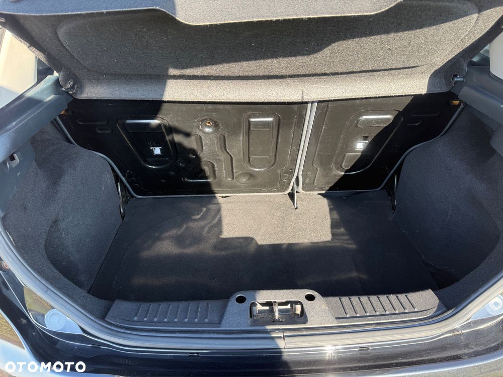 Ford Fiesta 1.25 Viva - 21