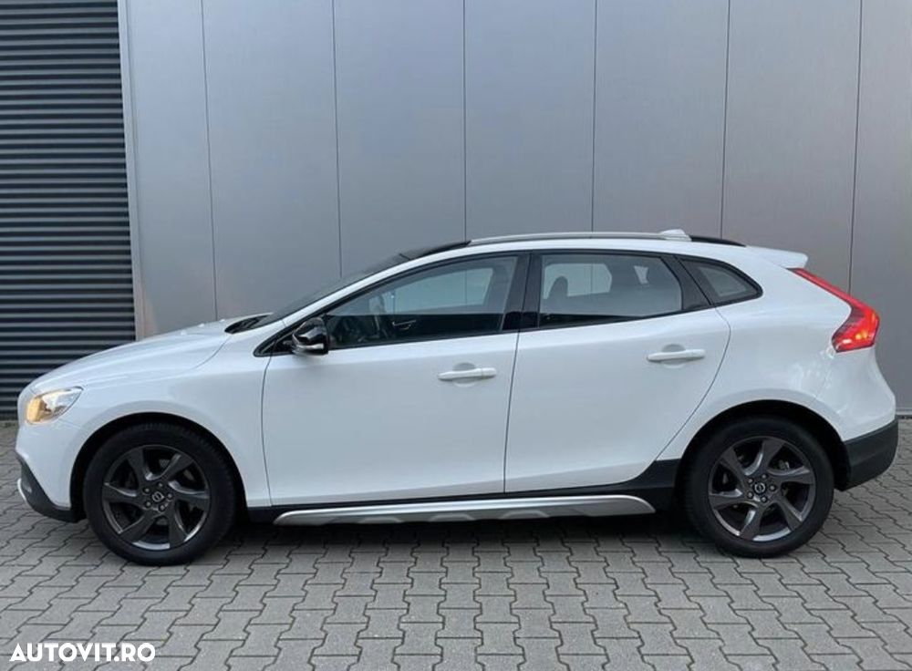 Volvo V40 Cross Country D2 Powershift Summum - 4