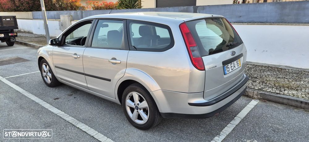 Ford Focus SW 1.6 TDCi Zetec - 4