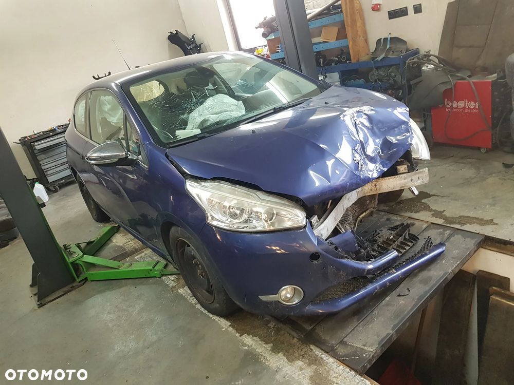 Peugeot 208 95 VTI Active - 1