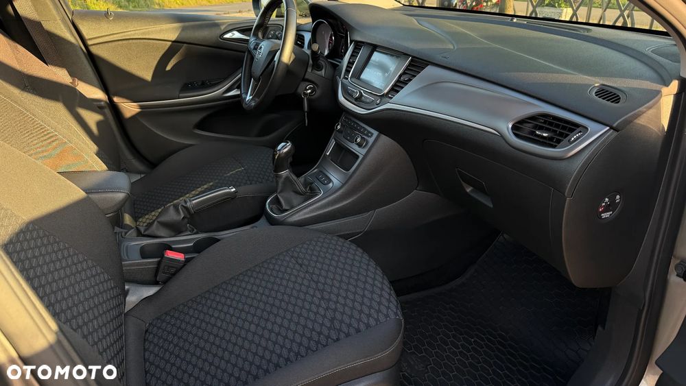 Opel Astra 1.4 T GPF Enjoy S&S - 9