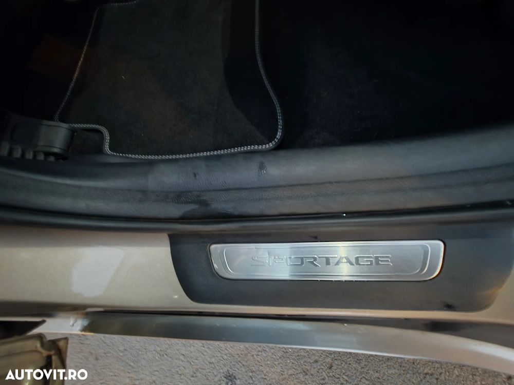 Kia Sportage 1.6 T-GDI 7DCT 4x4 GT Line - 14