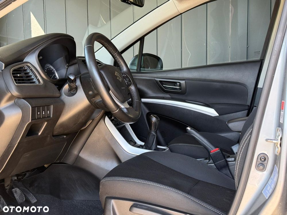 Suzuki SX4 - 9