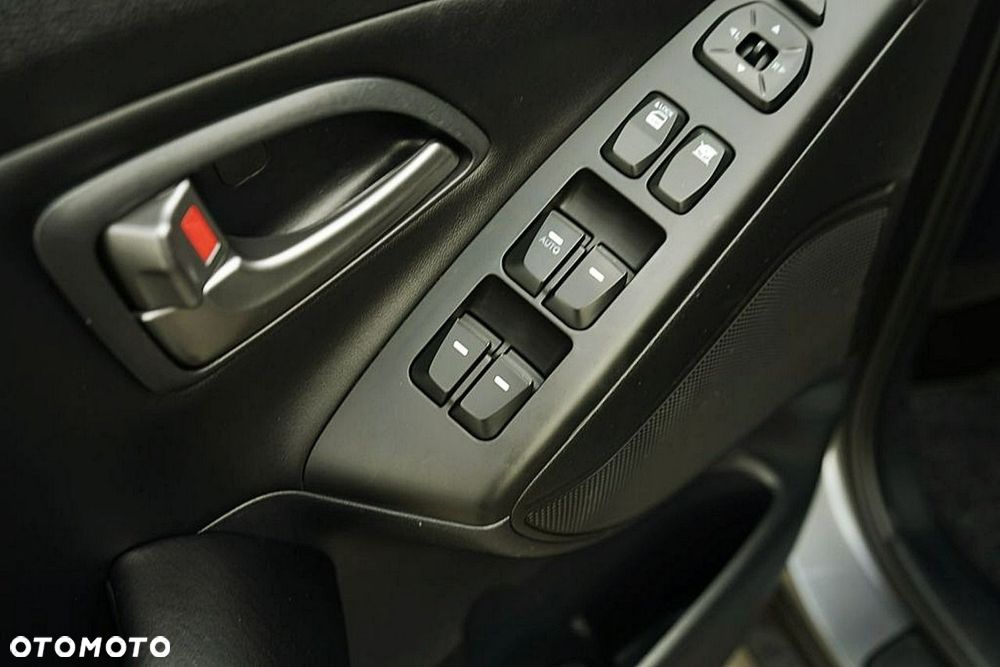 Hyundai ix35 - 11