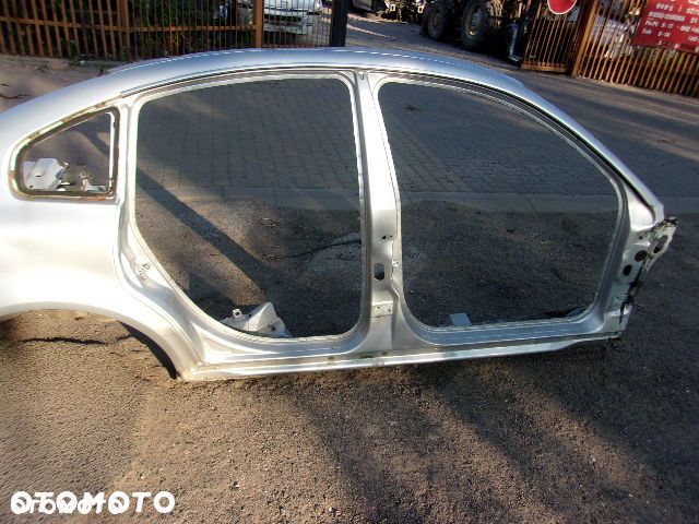 PRÓG PRAWY VOLKSWAGEN PASSAT B5 SDN - 1