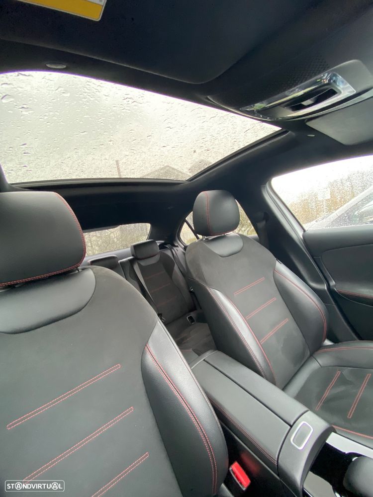 Mercedes-Benz A 180 Limousine d AMG Line Aut. - 4