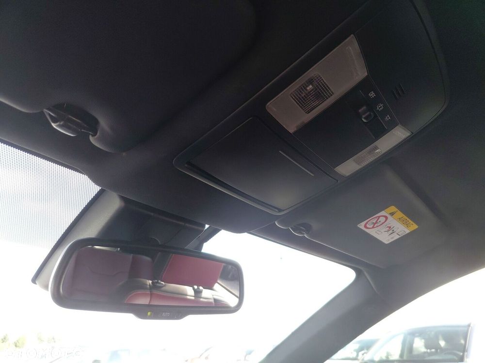 Toyota RAV4 Hybrid Premium 4x4 - 26