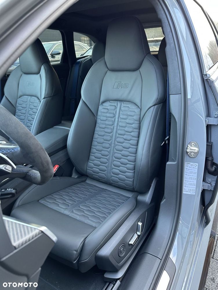 Audi RS6 Avant - 13