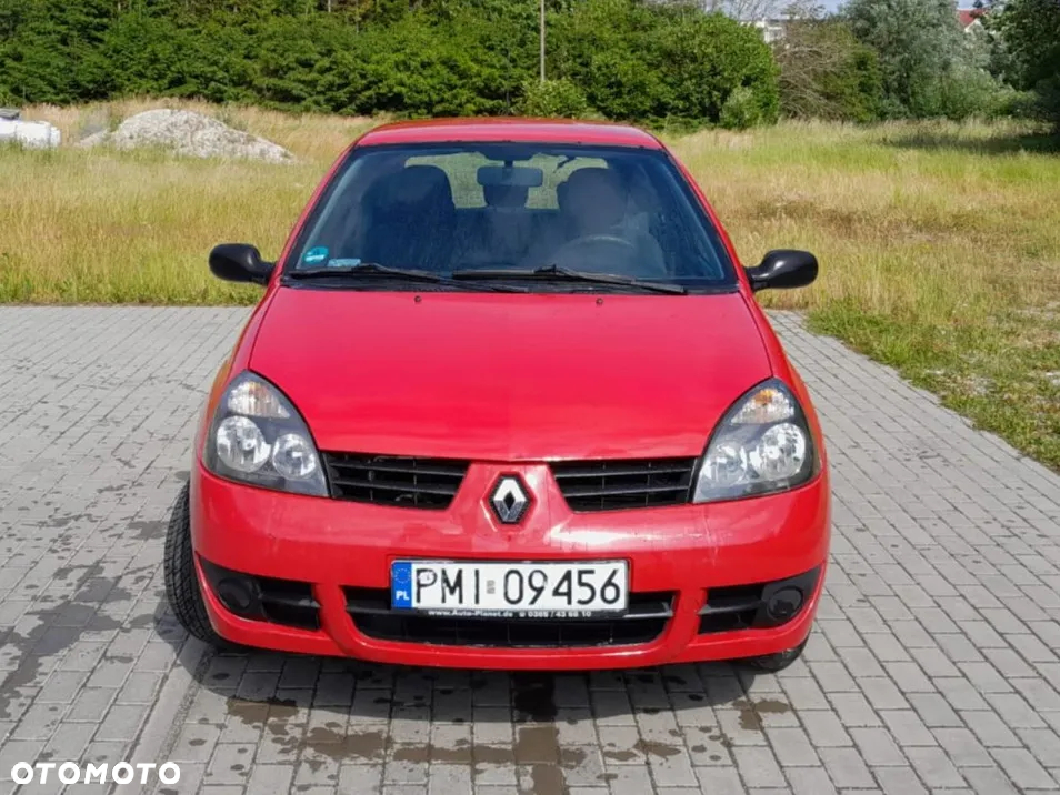 Renault Clio - 2