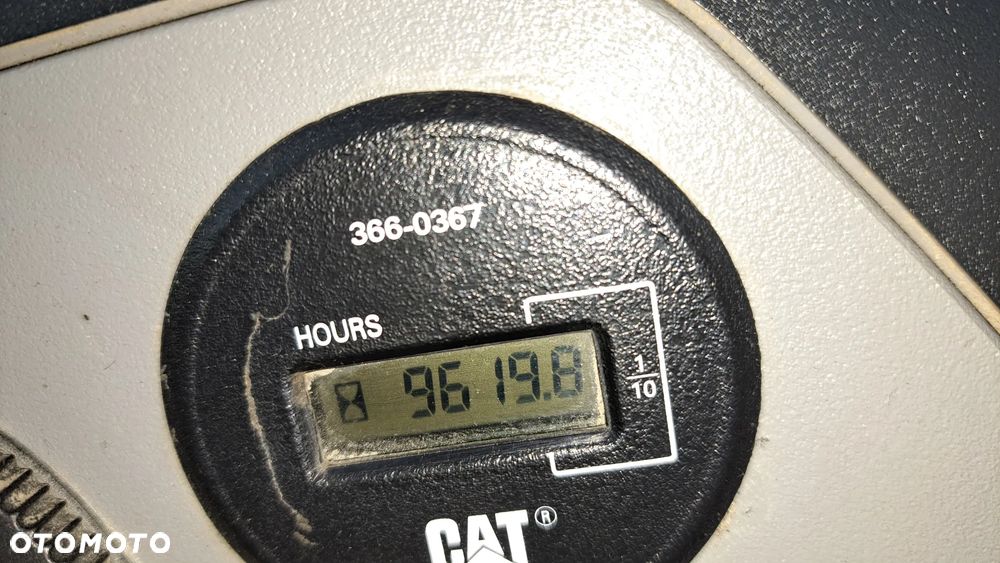 Caterpillar 428E - 7