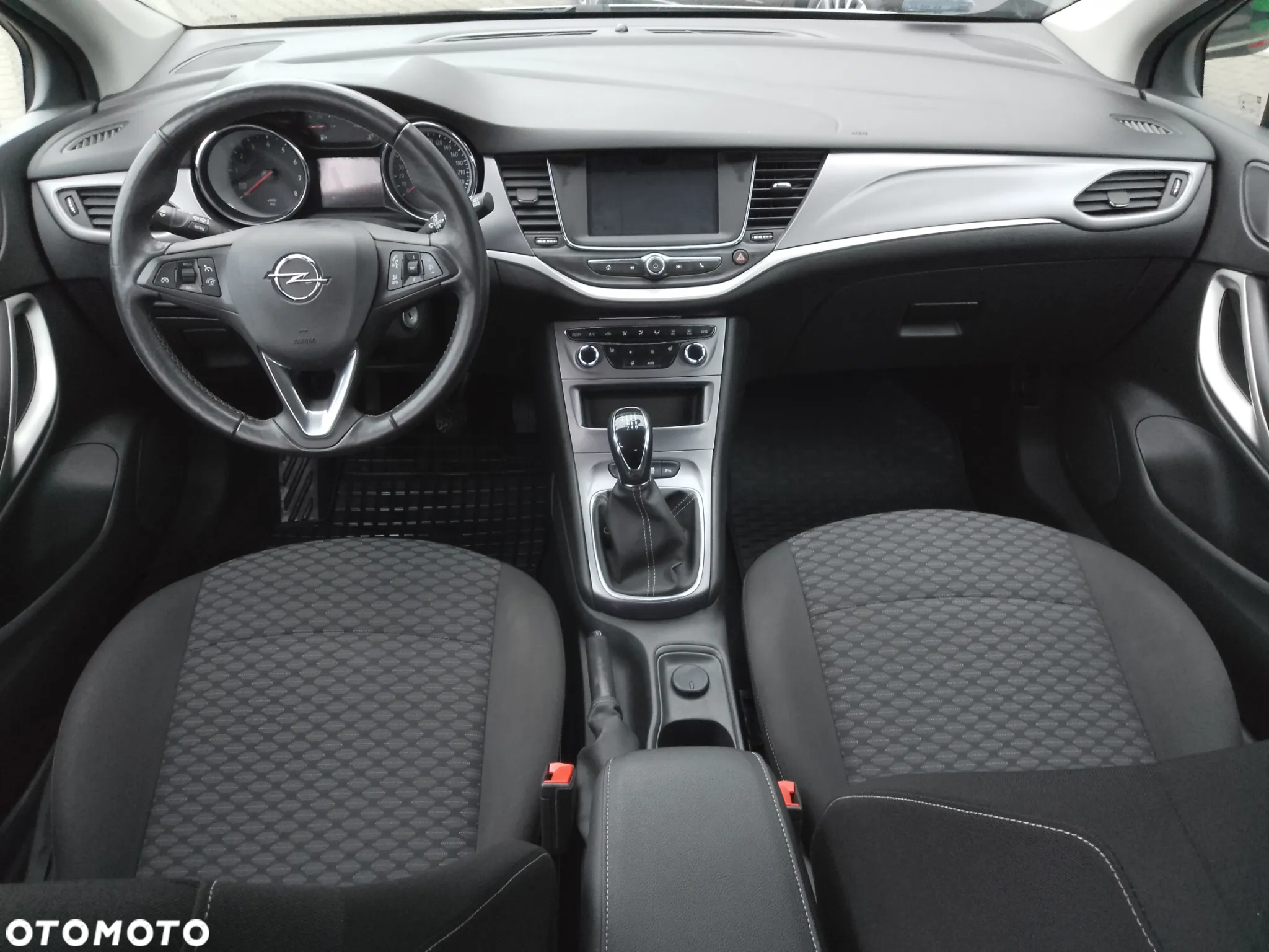 Opel Astra V 1.2 T Edition S&S - 15