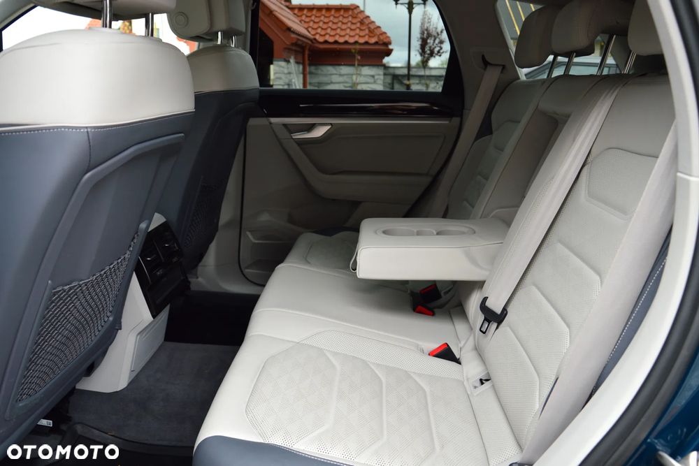 Volkswagen Touareg 4.0 V8 TDI SCR 4Mot R-Line - 18