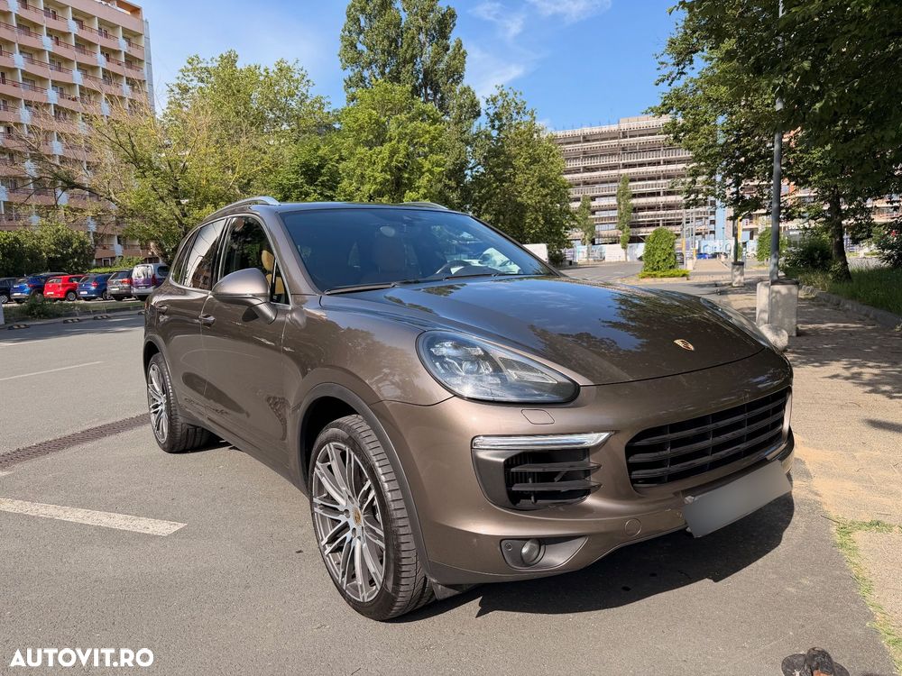 Porsche Cayenne 3.0 L - 5
