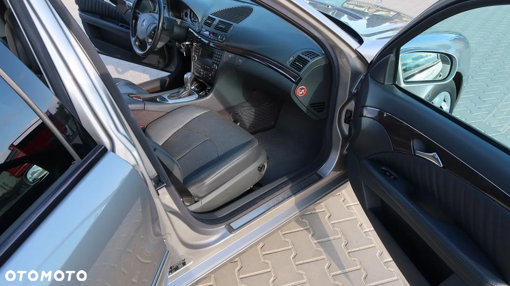 Mercedes-Benz Klasa E - 11