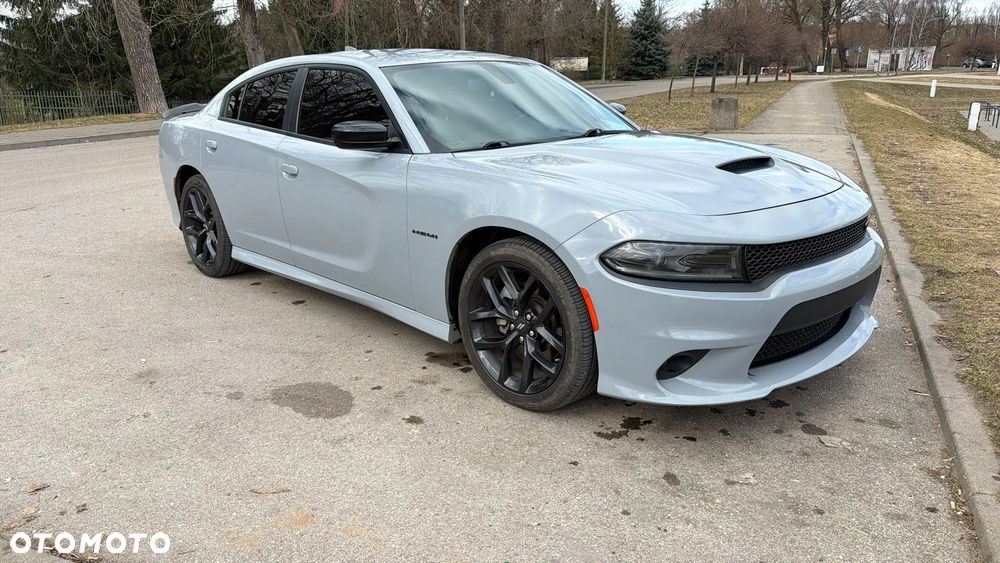 Dodge Charger 5.7 R/T - 2