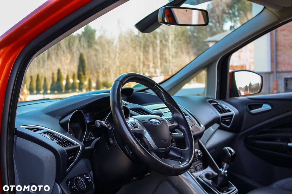 Ford Grand C-MAX 2.0 TDCi Champions Edition - 33