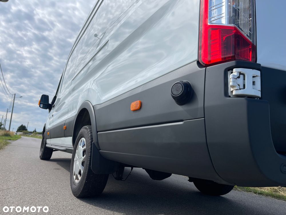 Ford Transit - 18