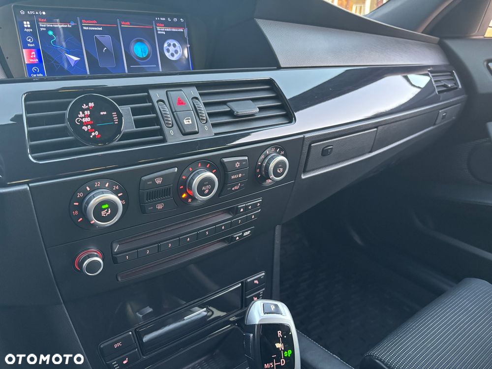 BMW Seria 5 530d Edition Exclusive - 36