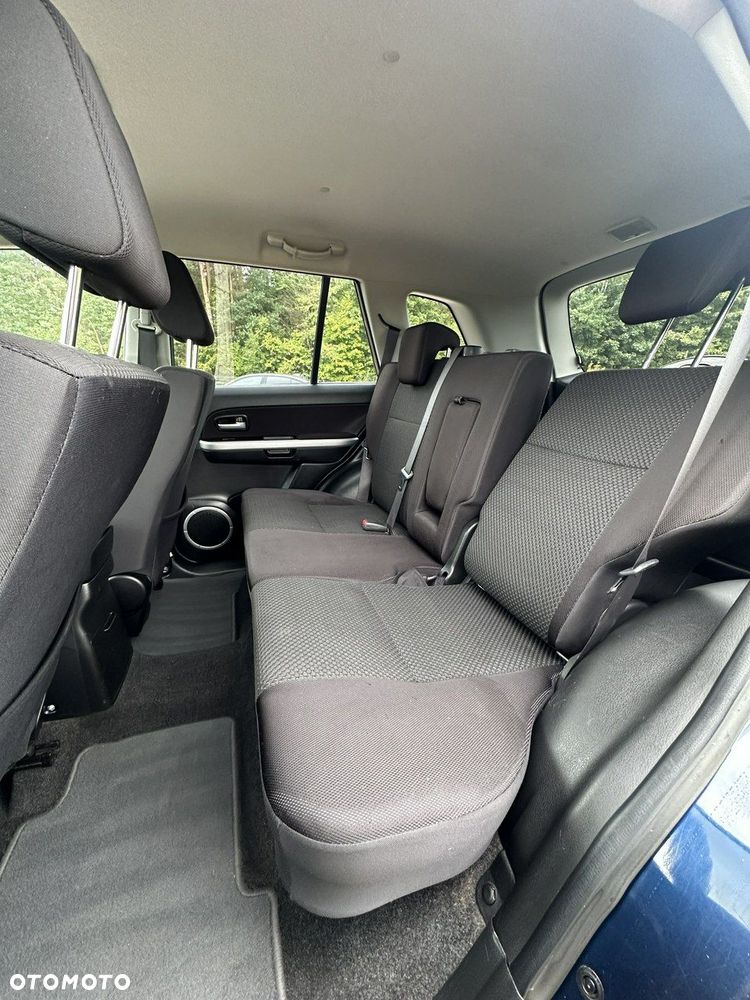 Suzuki Grand Vitara - 30