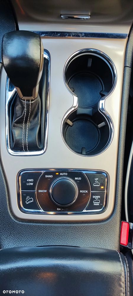 Jeep Grand Cherokee 3.6 V6 Overland - 25