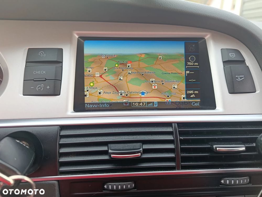 Audi A6 Avant 3.0 TDI DPF quattro tiptronic - 12