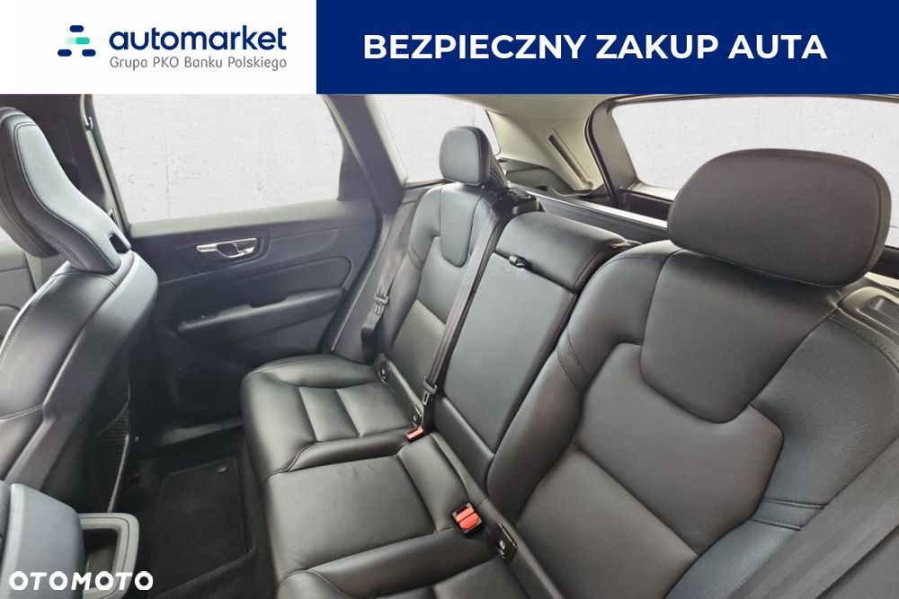 Volvo XC 60 B4 B Plus Dark - 20